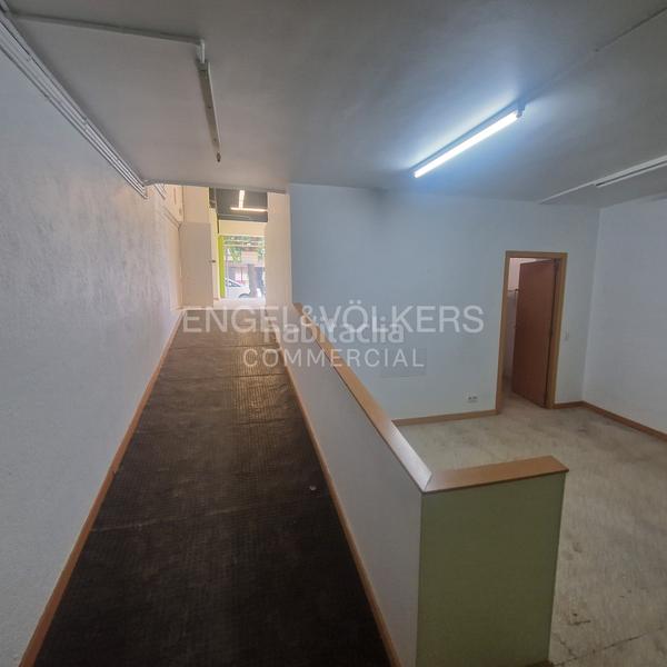 Foto 034e4e9c-fd6b-4c08-bab9-02909da118f5. Lloguer local comercial a Vallirana