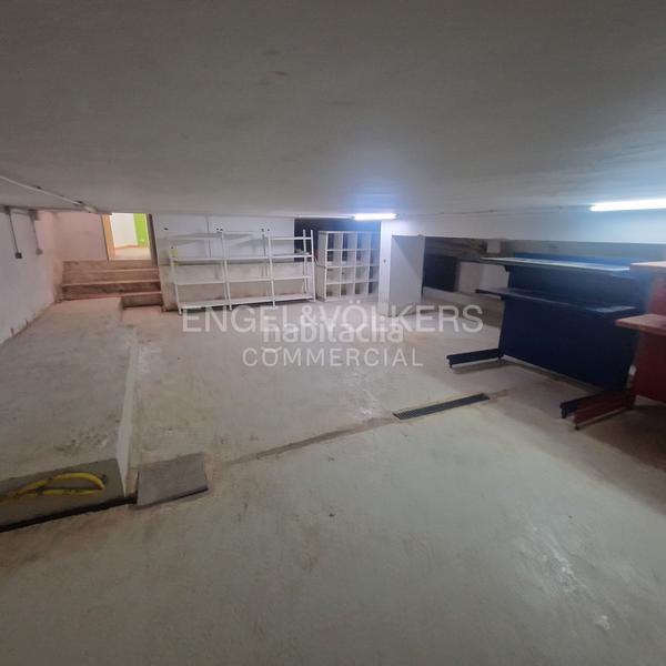 Foto 334a2099-17bf-4c8e-b0d9-4e9099b1700a. Lloguer local comercial a Vallirana