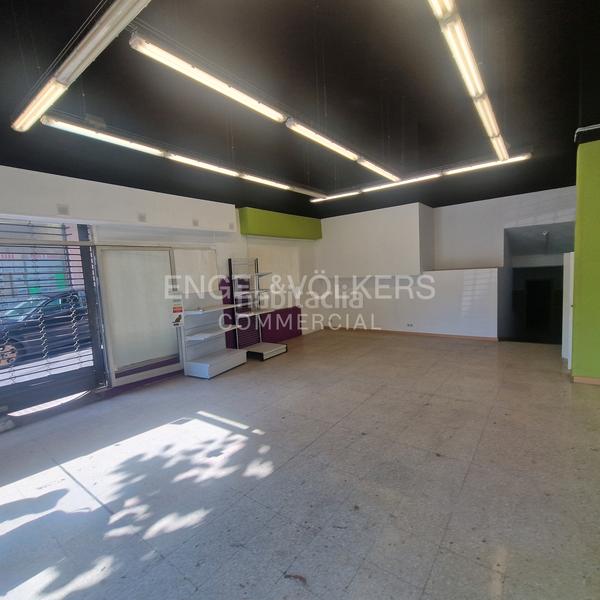 Foto e5dde564-60ea-4e4d-a03e-381851fc500d. Lloguer local comercial a Vallirana