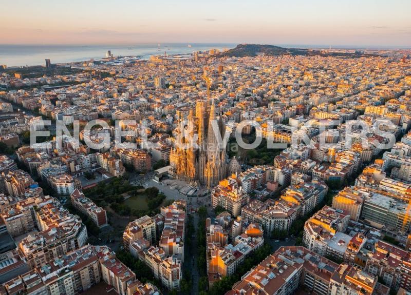 Foto 0e9ed104-d76f-4800-b461-7744f3d59a0a. Locale commerciale in La Nova Esquerra de l´Eixample Barcelona