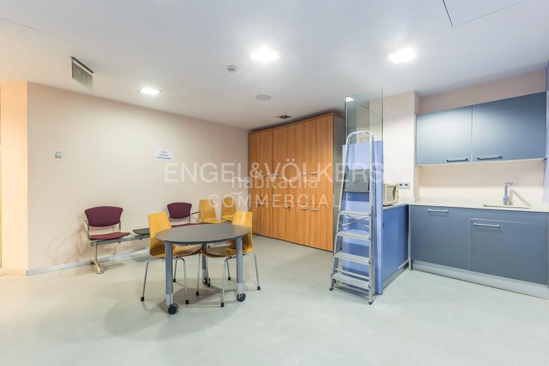 Foto eb04ea12-2c59-414c-b04c-49ee5d6aed8c. Affitto locale commerciale in Dreta de l´Eixample Barcelona