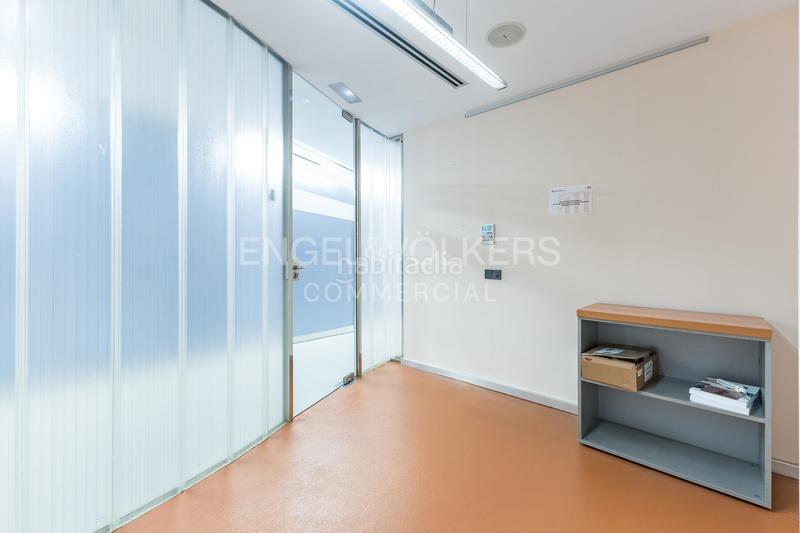 Foto 01bd87dd-55f5-4315-8716-4cb67f3fe9d5. Rent business premise in Dreta de l´Eixample Barcelona