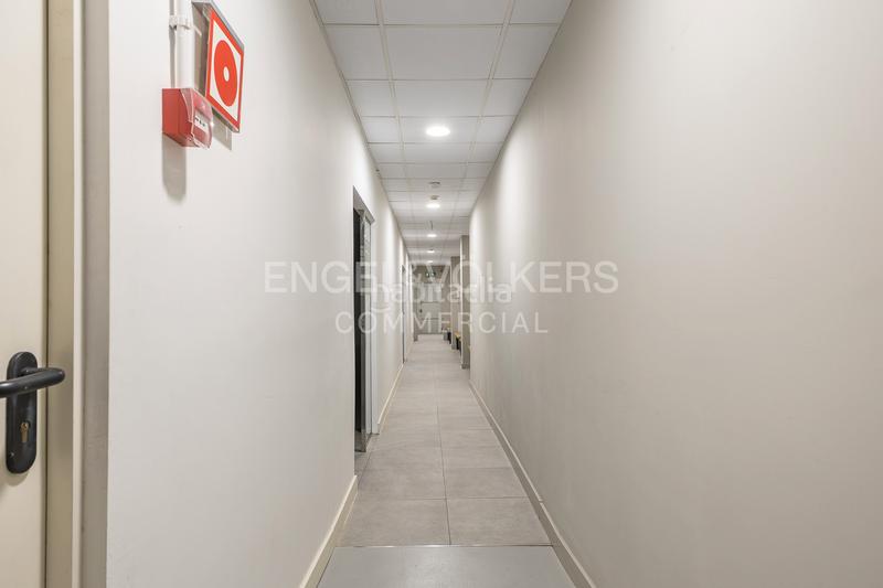 Foto 3f4c7e02-777a-4a70-8abd-2301c6fe0821. Rent business premise in Dreta de l´Eixample Barcelona