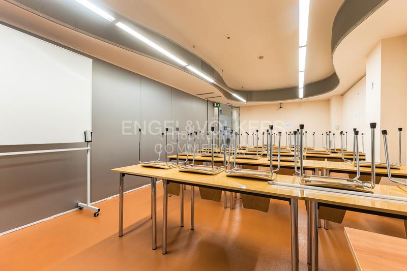 Foto 8fca8c51-dfa1-43a5-a28e-f6a5ee61deea. Rent business premise in Dreta de l´Eixample Barcelona