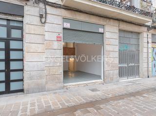 Lloguer Local Comercial a Raval. Local en alquiler en el raval