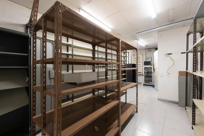 Foto 0e555f3b-78c1-43b6-931e-a456066a46d6. Alquiler local comercial local en alquiler en carrer de consell de cent en Barcelona