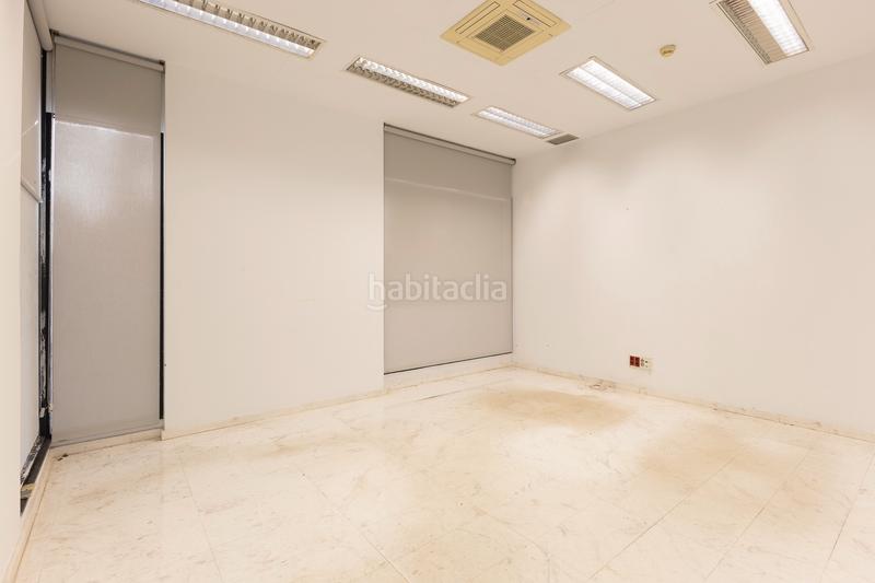 Foto 1a379a04-be19-49bc-b95f-35bd3bec61e1. Rent business premise in Hostafrancs Barcelona