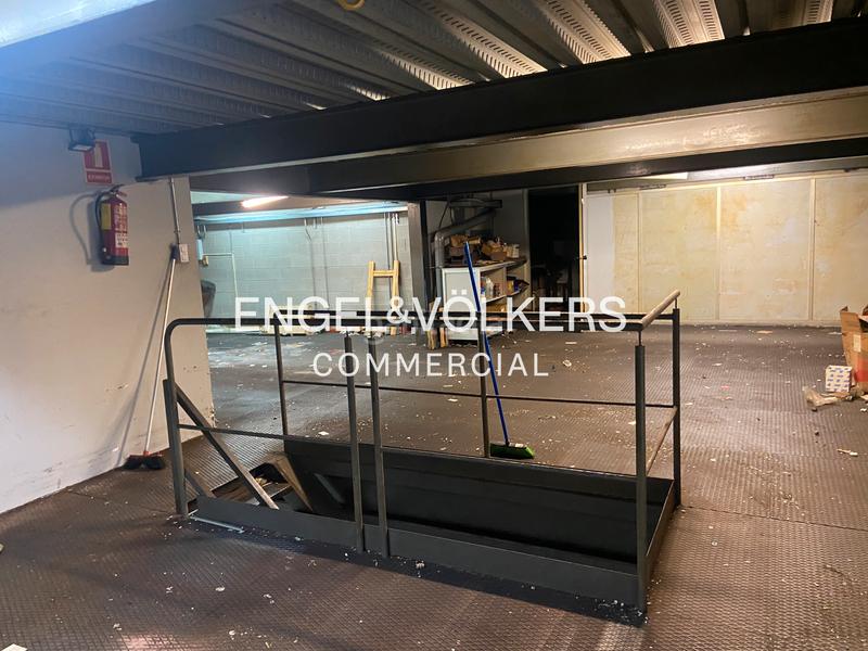 Foto 7f110a90-e092-45f6-b796-9f33c96d2af6. Bâtiment à usage industriel dans Centre Hospitalet de Llobregat (L´)