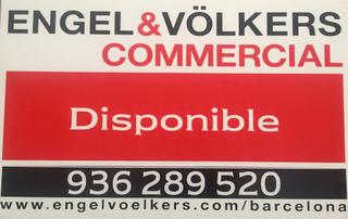 Fabrikhalle in Font dels Capellans - Sagrada Familia. Nave industrial en manresa