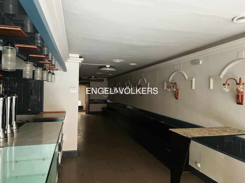 Foto 3bf55500-3a61-42f4-967e-80fecb78893b. Local comercial a Eixample Tarragona