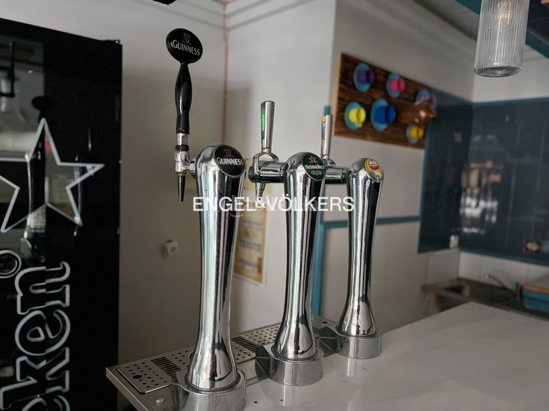 Foto 4cf78cf2-aa01-4768-bd02-490ce4226012. Local comercial a Eixample Tarragona