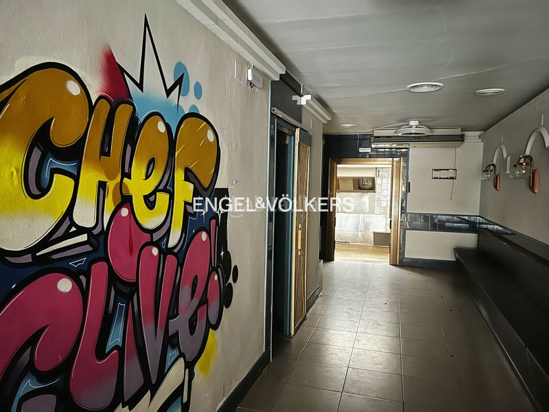 Foto 9917bd4b-5155-40f8-b43d-7fc721fc2fb1. Local comercial a Eixample Tarragona