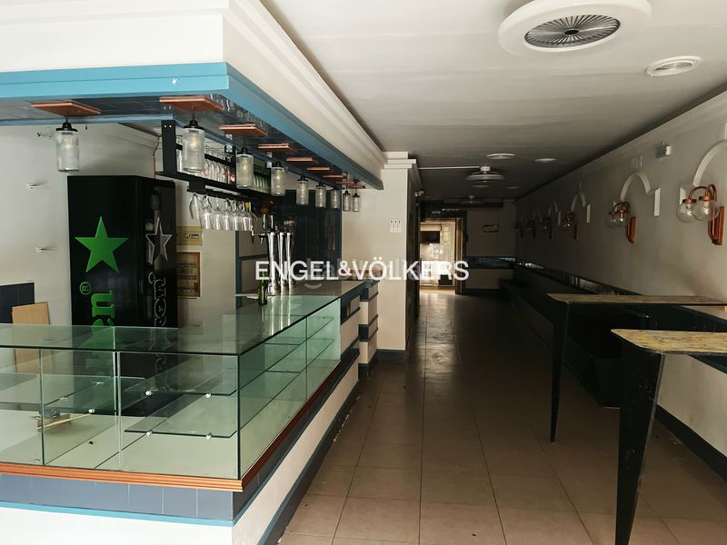 Foto f5c9354d-51e9-4a24-bd68-404587e62af3. Local comercial a Eixample Tarragona