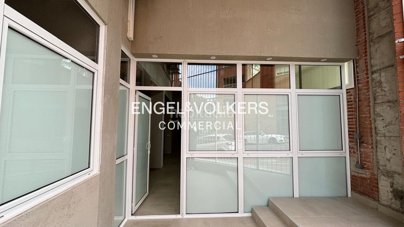 Foto 1ff4adb8-e643-42d0-a69f-34214f5a9340. Local comercial a Centre Ripollet