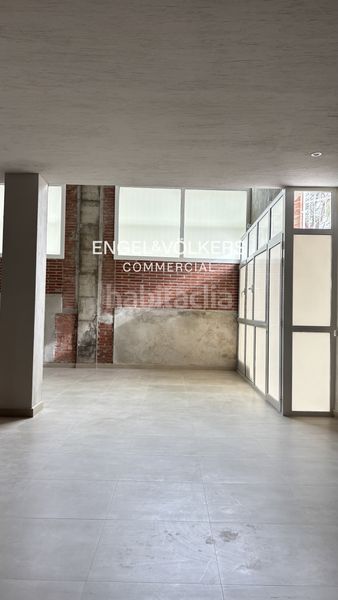 Foto 405cc830-df93-4b68-b013-72e4ffd3711a. Local comercial a Centre Ripollet