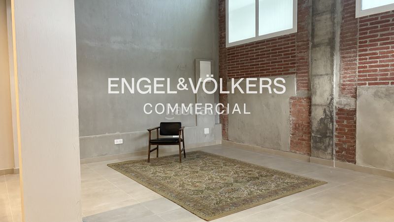 Foto 55f80a81-ee5d-4f0d-a1fb-37411364651c. Local comercial a Centre Ripollet