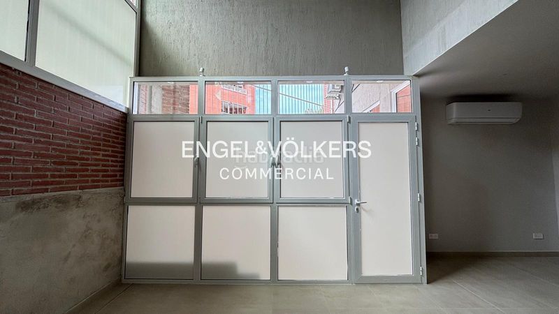 Foto ddf1f3d7-e742-47b6-b9fa-c4ace5170c5e. Local comercial a Centre Ripollet