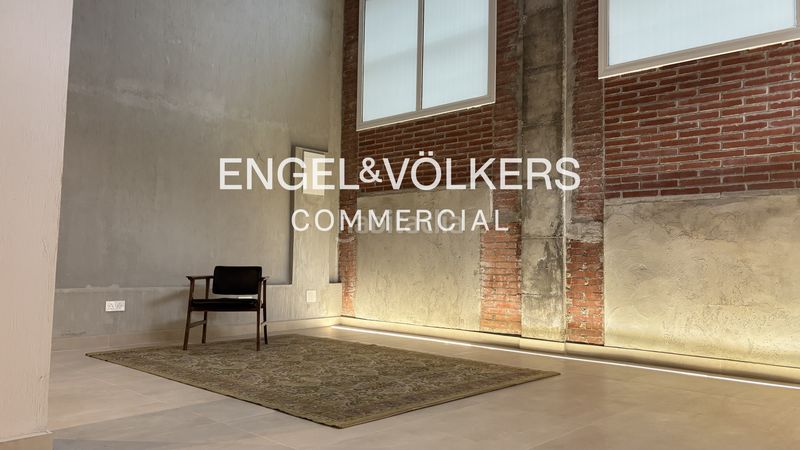 Foto f9a8bba5-0117-4e31-bdcb-9ceb78fc636b. Local comercial a Centre Ripollet