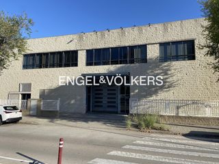 Lloguer Nau industrial a Granvia LH. Nave en alquiler en hospitalet