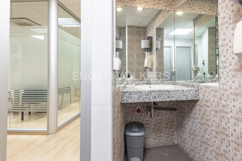 Foto b399004e-e722-4099-8200-cd3be0a59c9f. Local comercial a Vallcarca - Penitents Barcelona