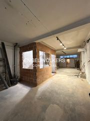 Local Comercial a Sants. Local en venta en santa cecilia