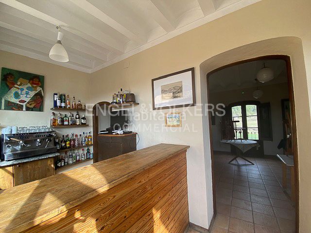 Foto 80236571-5861-4604-9bdf-64f5a5f6a0ad. Edificio  masía con múltiples posibilidades y usos en Igualada