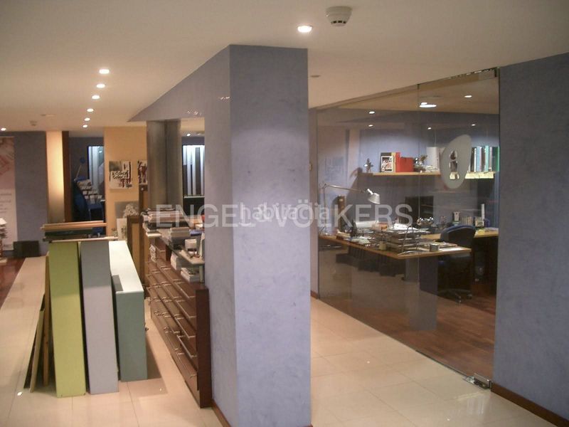 Foto 1c1f7337-3beb-46f9-8637-ad964e381f19. Local comercial a Centre Viladecans