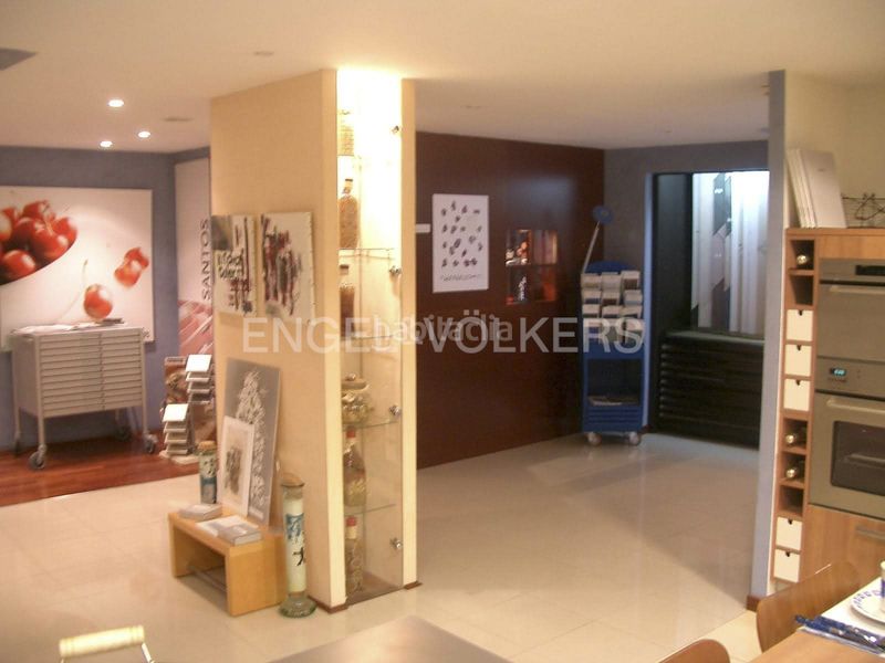 Foto 38dfaaef-8d64-48eb-9bbe-1601444efdd9. Local comercial a Centre Viladecans