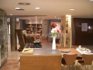 Geschäftsraum in Centre. Local centrico en viladecans