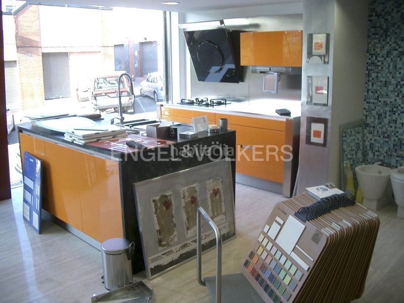 Foto 87c1c544-e2bc-4b74-a2b7-e7e65401f015. Local comercial a Centre Viladecans