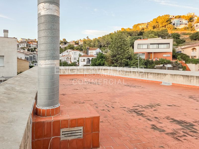 Foto 5a239e84-17b5-4cbf-854e-e523d86142ff. Local comercial a Centre Sitges