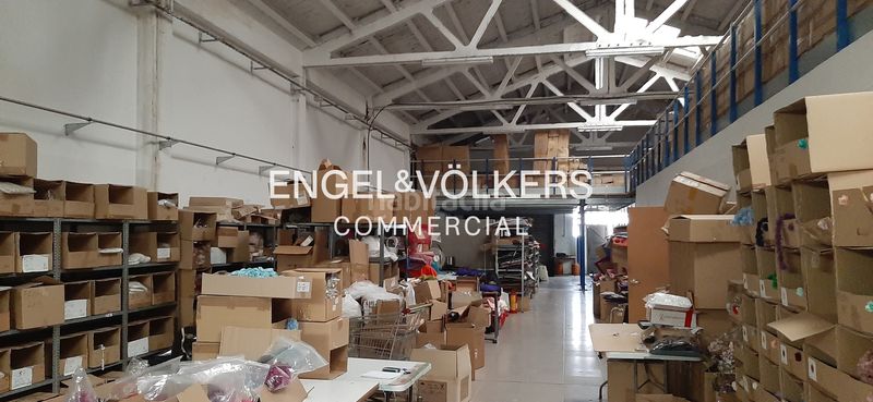 Foto 0c08d479-1e7b-4880-8d9e-0d2463f5ba09. Local comercial a Centre Sabadell