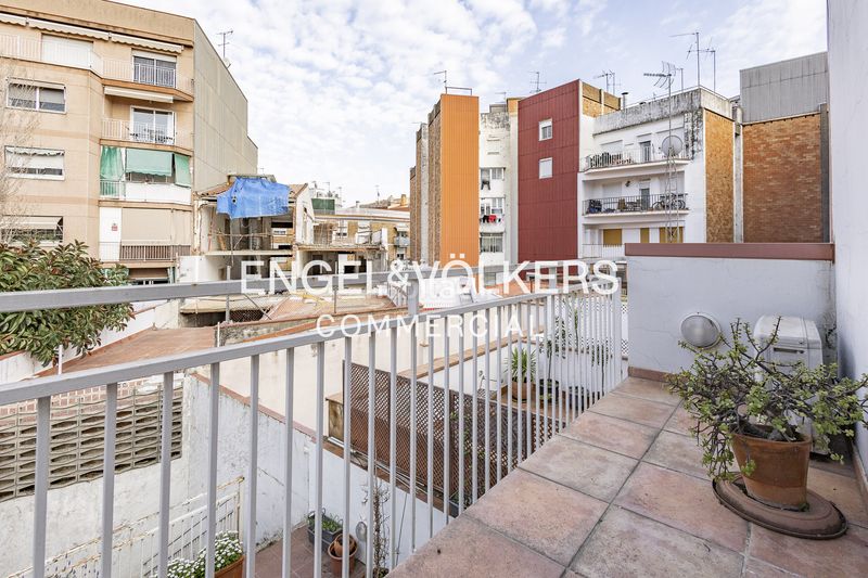 Foto 0dd4b38c-cbf4-435e-b87d-23ab28857f40. Edifici a Centre Sant Joan Despí