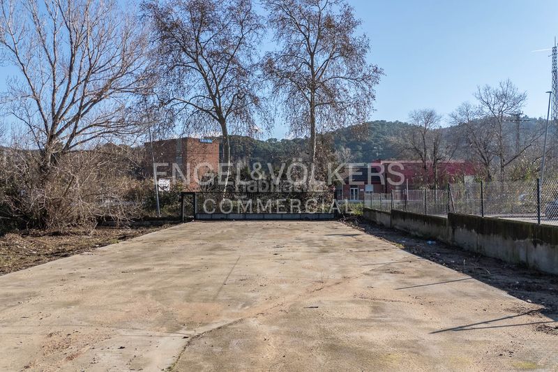 Foto 1dbdb0a1-2ba8-44ad-9a21-168853c6e4fc. Affitto area edificabile industriale in Sant Celoni