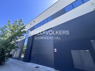 Lloguer Nau industrial a Santa Perpètua de Mogoda. Alquiler nave en santa perpetua de mogoda