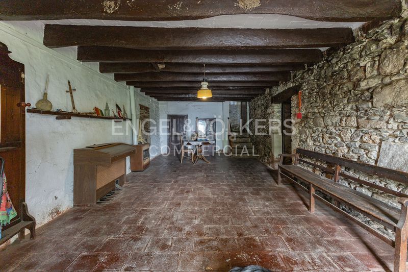 Foto 1d48eeae-f282-46c6-b530-725ab58ce4a8. Edificio finca agrícola con masía en Cànoves i Samalús