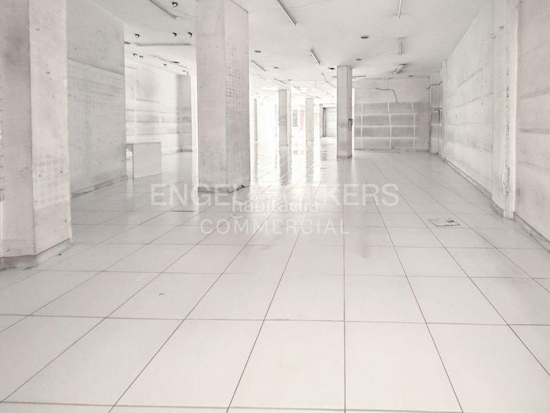 Foto 96a763eb-1b0b-444b-93dd-3701c47b3b29. Local comercial a Eixample Tarragona