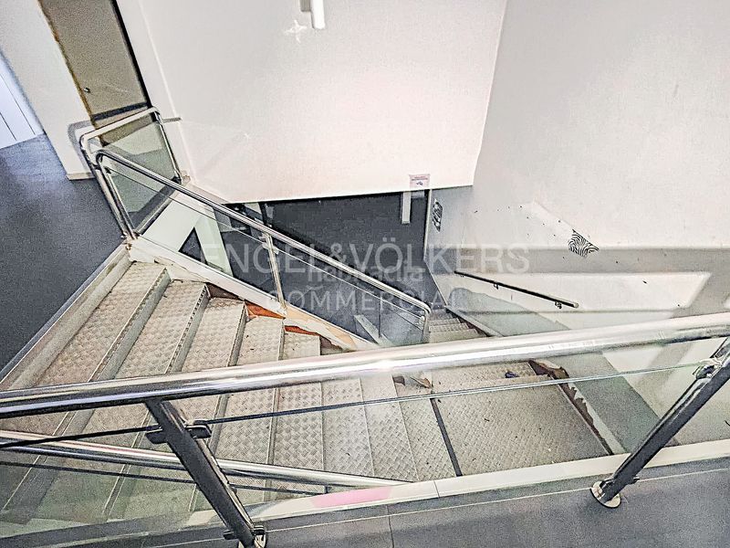 Foto ec0d222e-fc4e-4612-9488-c1bbbb0d6560. Local comercial a Part Alta Tarragona