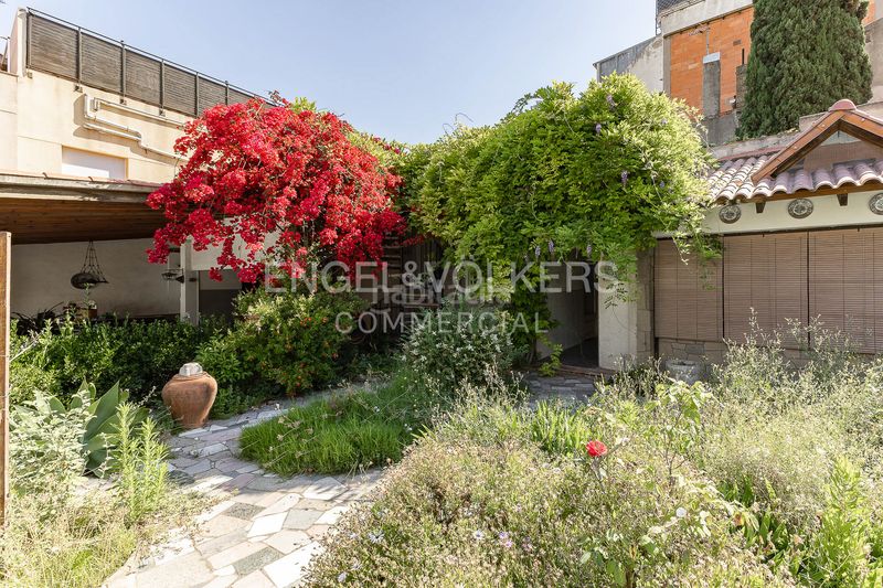 Foto 81796cce-2a9c-43e7-9559-8a3eeb95faa8. Edifici a Zona Industrial Prat de Llobregat (El)