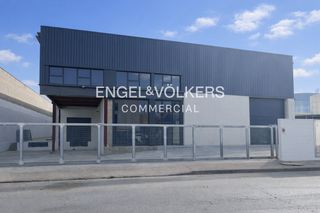 Miete Fabrikhalle in Llagosta (La). Nave industrial tipo b en venta y alquiler,