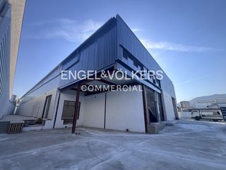 Miete Fabrikhalle in Llagosta (La). Nave industrial tipo b en venta y alquiler,