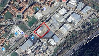 Bâtiment à usage industriel à Sant Celoni. Solar industrial con nave tipo c en venta
