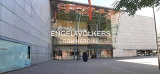 Ufficio in Eixample. Oficina en edificio corporativo centro ciudad