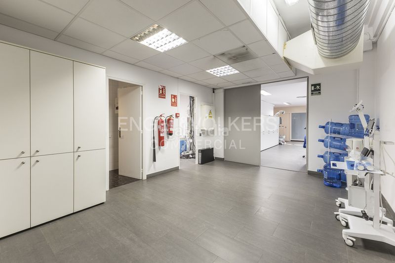 Foto 45e72c20-ab9c-4de8-bee5-e59a10fb7b36. Local comercial a El Camp d´en Grassot i Gràcia Nova Barcelona