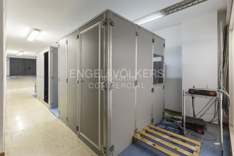 Foto b6ccca2c-81ff-401b-a668-5985d38e522a. Local comercial a El Camp d´en Grassot i Gràcia Nova Barcelona