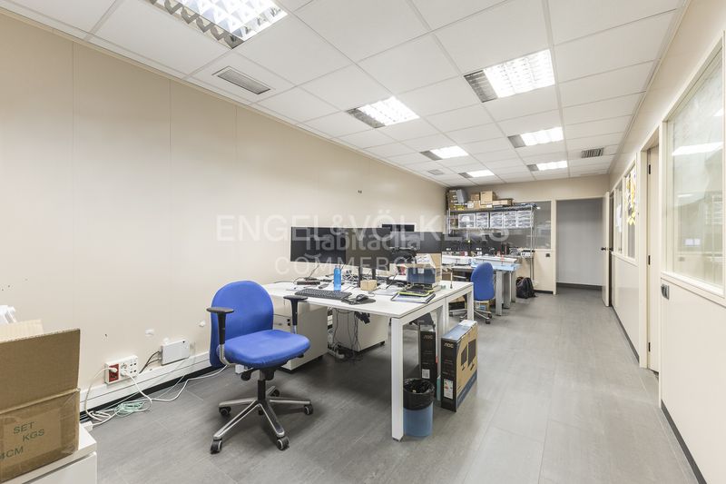Foto d235f7b2-b2ab-462b-9dd5-4595d31f23a9. Local comercial a El Camp d´en Grassot i Gràcia Nova Barcelona