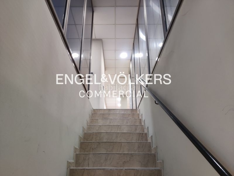 Foto 5b753c40-fca6-4671-af50-e267bb5844d4. Local comercial a Sant Antoni Barcelona