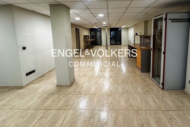 Foto effe31f1-8e4c-4cf1-91f9-c136ac8f1963. Local comercial a Sant Antoni Barcelona