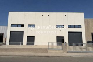 Miete Fabrikhalle in Franqueses del Vallès (Les). Nave industrial en alquiler