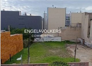 Wohngrundstück in El Parc i la Llacuna del Poblenou. Solar para equipamientos, residencia de estudiantes, residencia